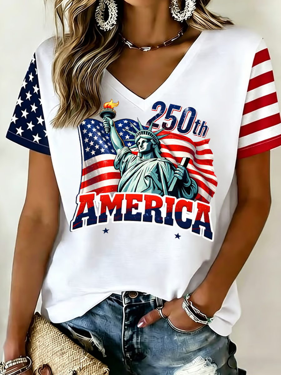 Women's America 250th Anniversary Patriotic Statue of Liberty Graphic Tee