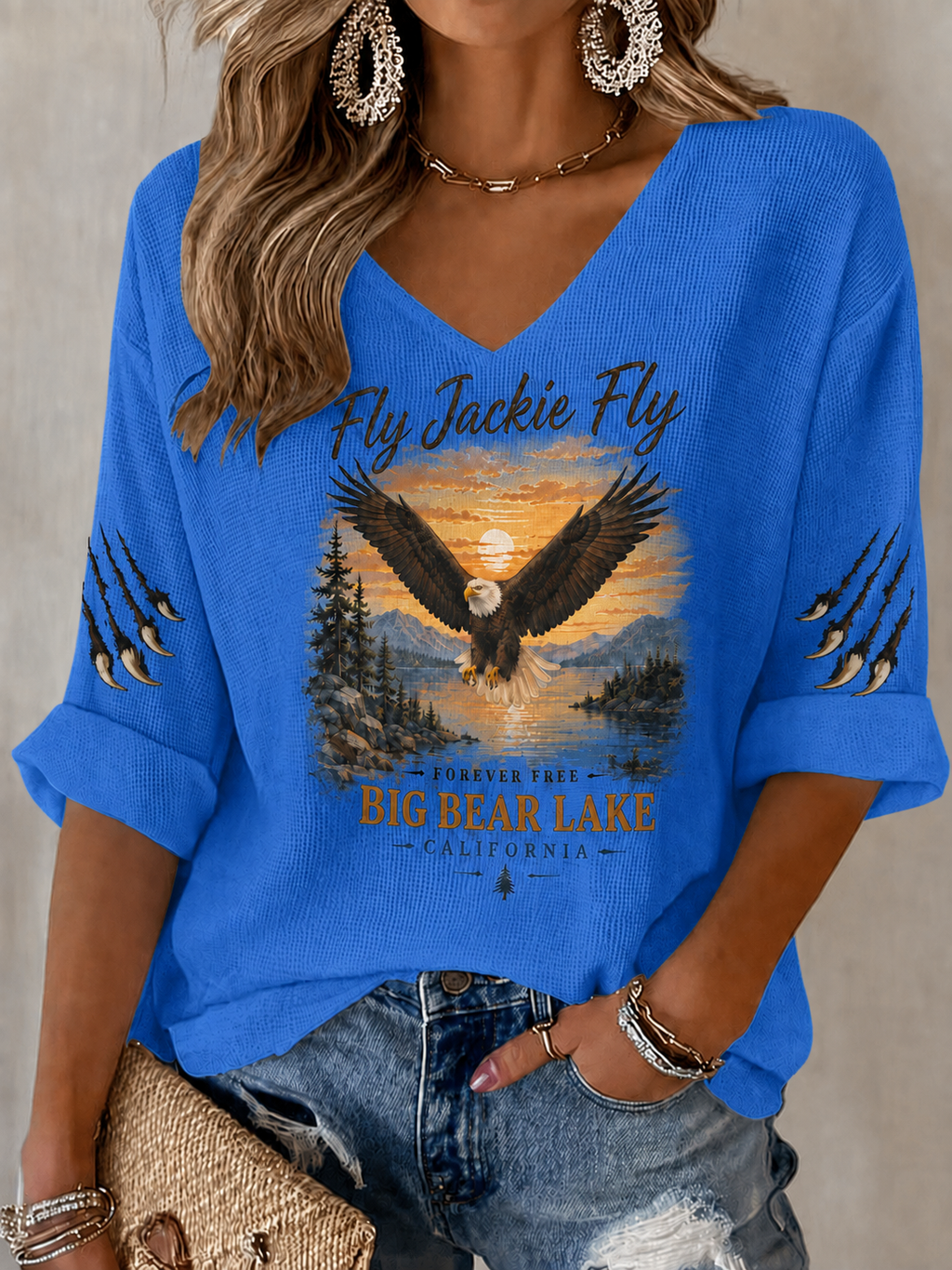 V-Neck Retro Forever Free Jackie Print T-Shirt