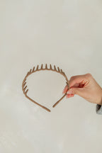 Wide Tooth Hard Headband