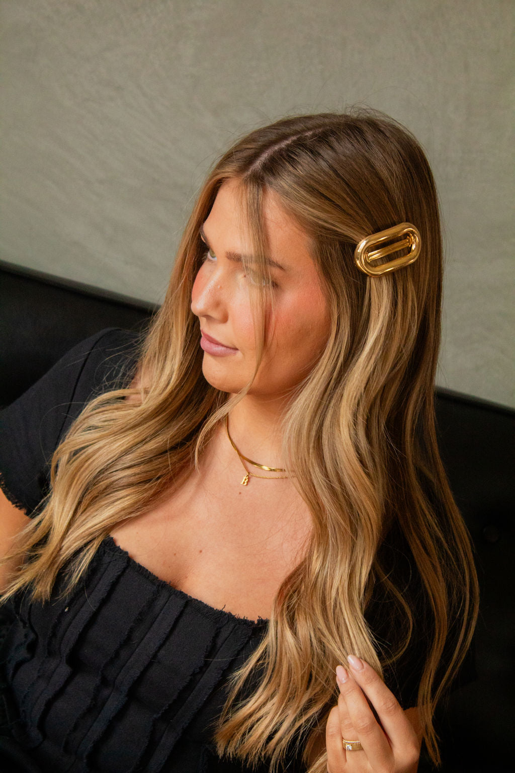 Metal Oval Barrette
