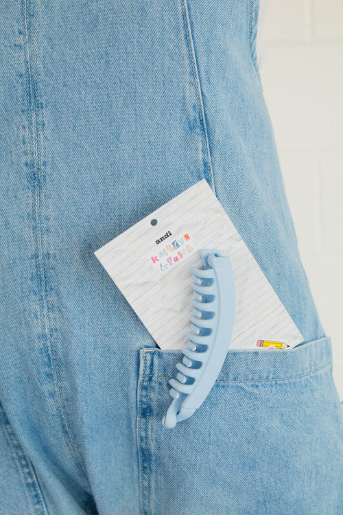 Bright Sky Banana Clip
