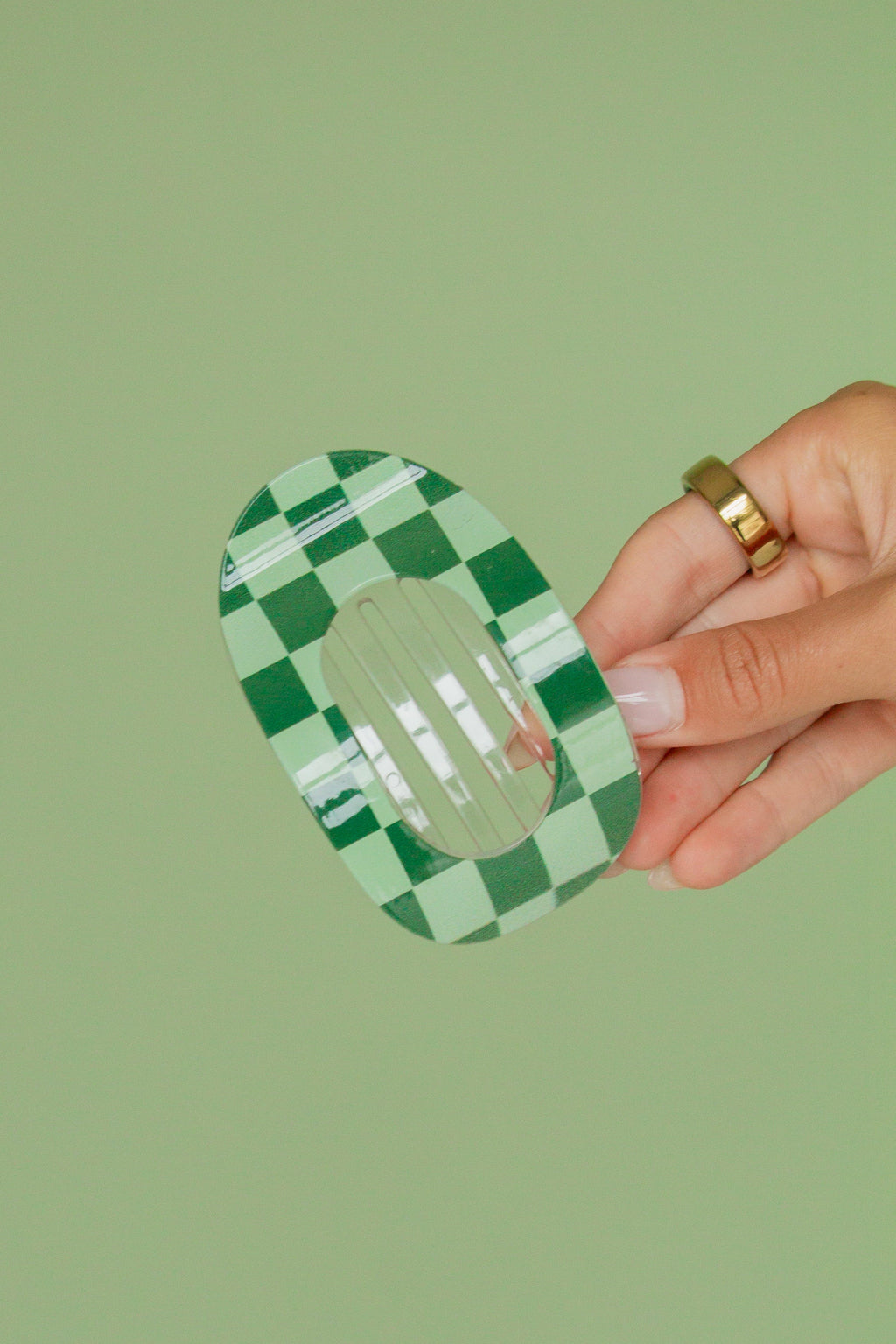 Checkered Circle Cutout Flat Claw Clip