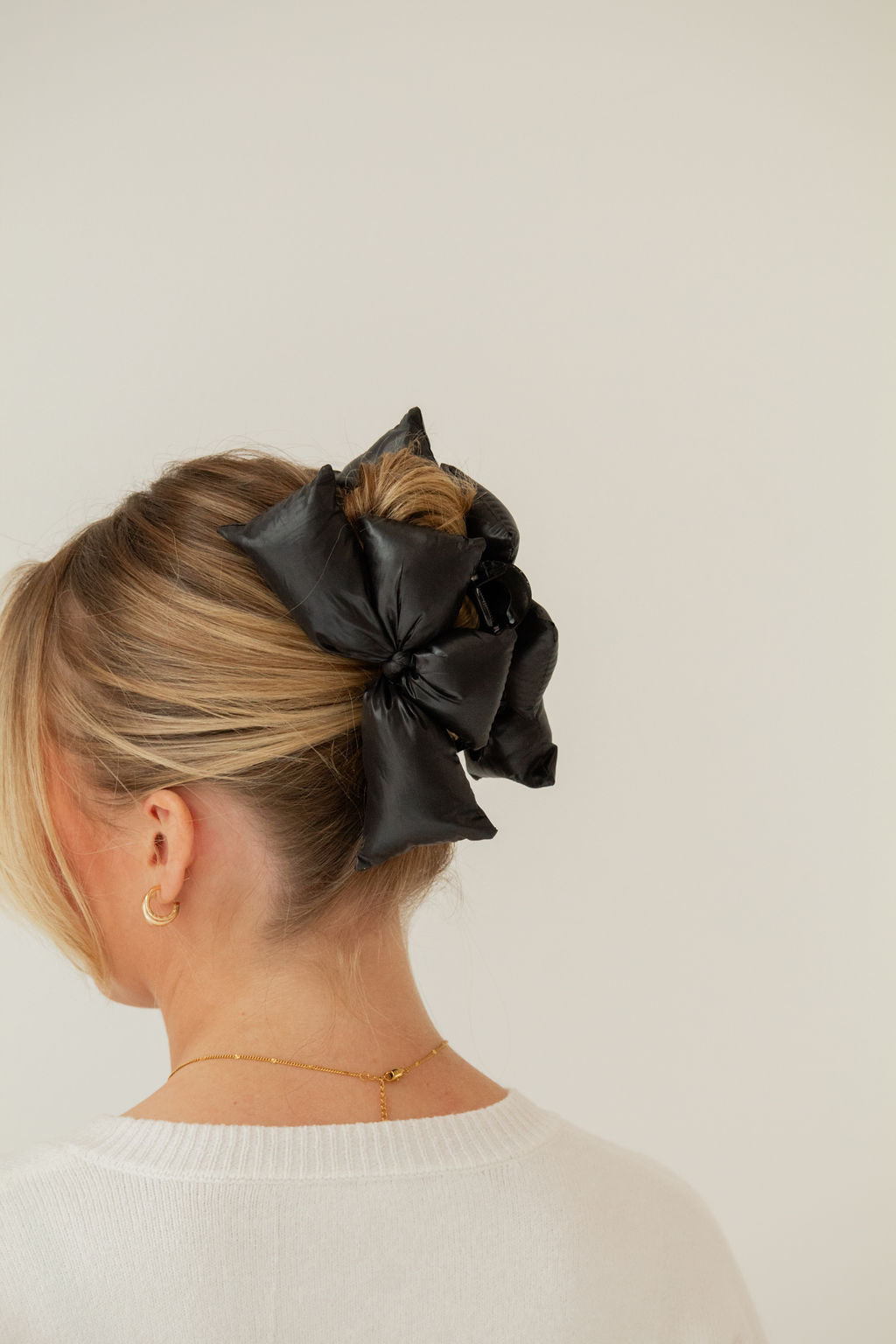 Puffer Coat Claw Clip