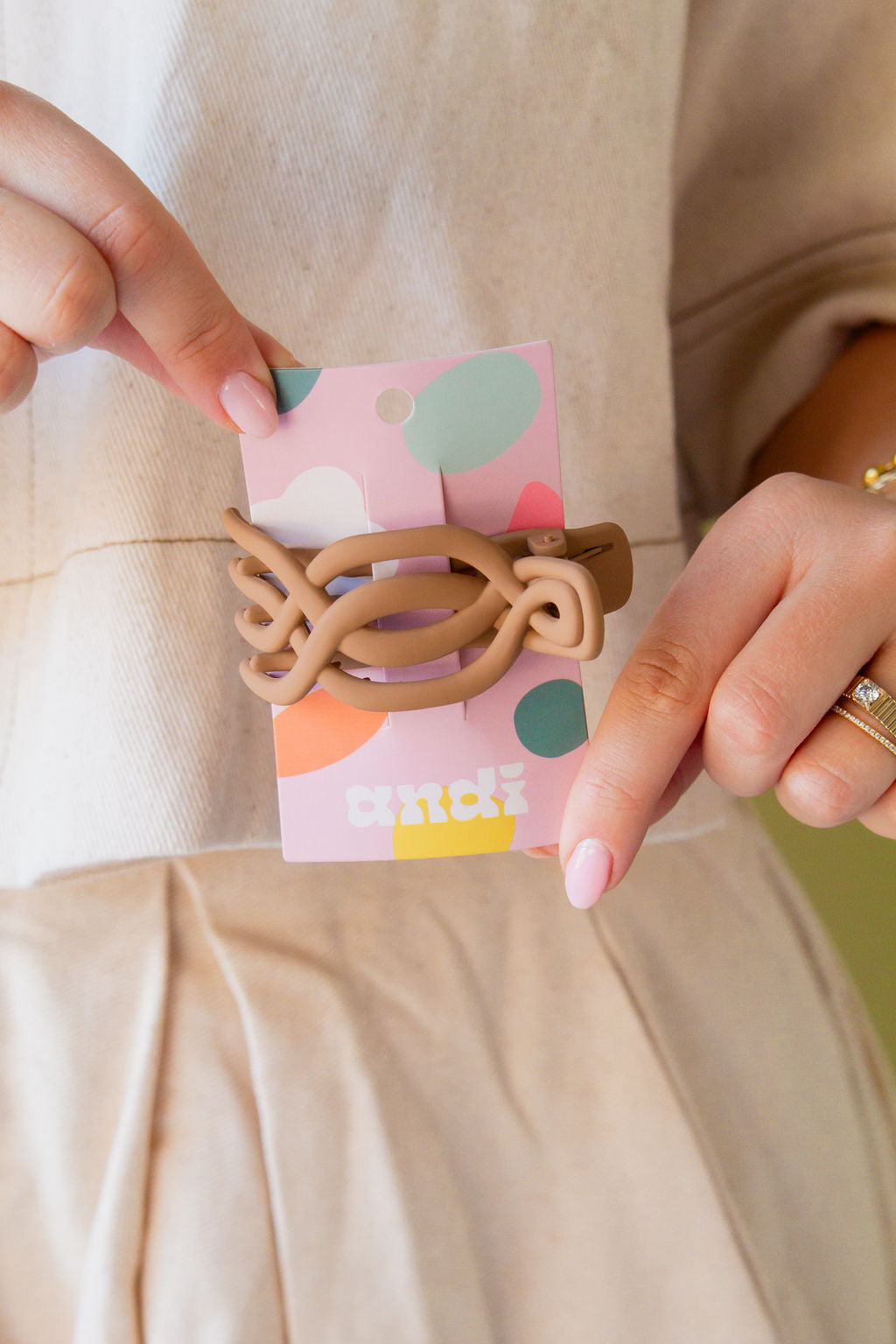 Overlapping Flat Claw Clip