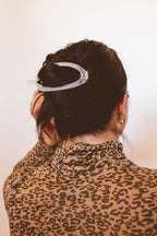 Cutout Oval Clip