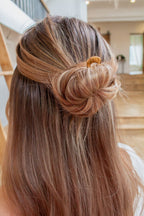 Delicate Gold U-Shape Pin