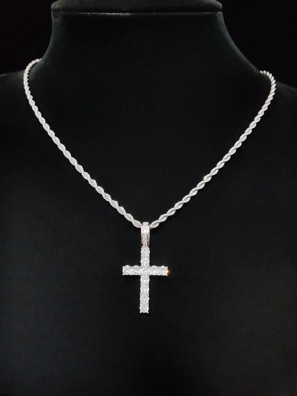 Zircon Inlaid Cross Pendant & Cuban Chain Necklace